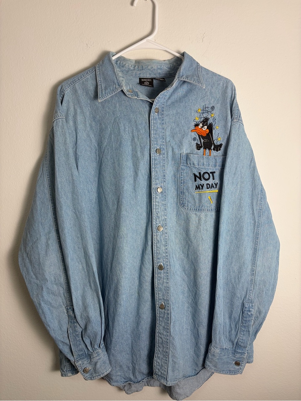 Vintage 1996 Warner Bros Daffy Duck Denim Shirt